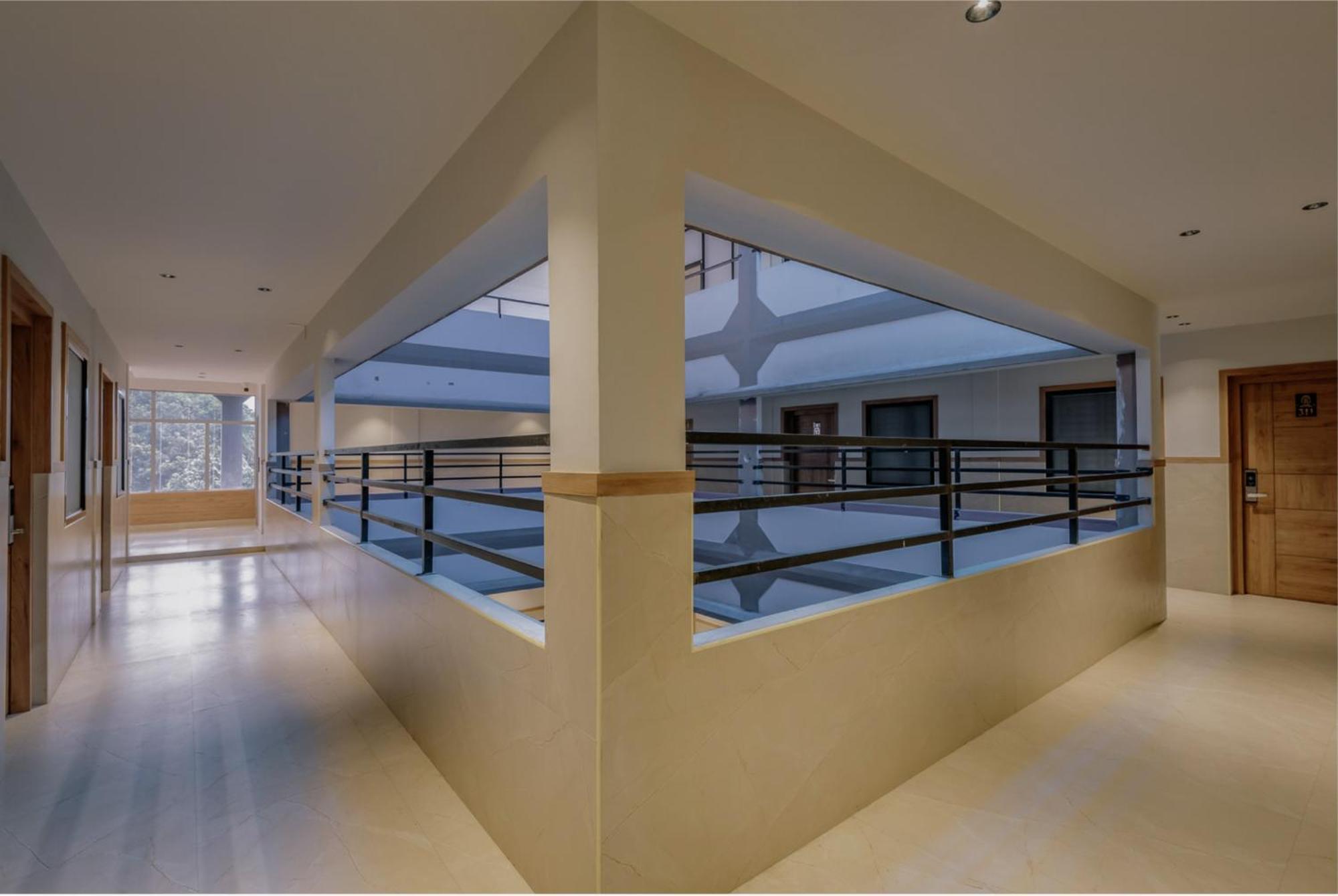 Hotel Beverly Plaza Kozsíkóde Kültér fotó